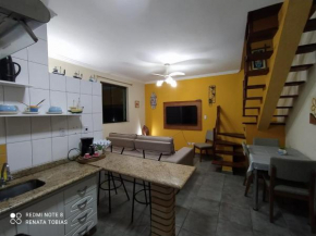 Aptº Triplex no Itaguá à 300 mt. da Orla - 3 Dorm. (1 Suite) 2 vagas